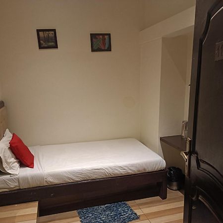 Hotel Serene Шиллонг Экстерьер фото