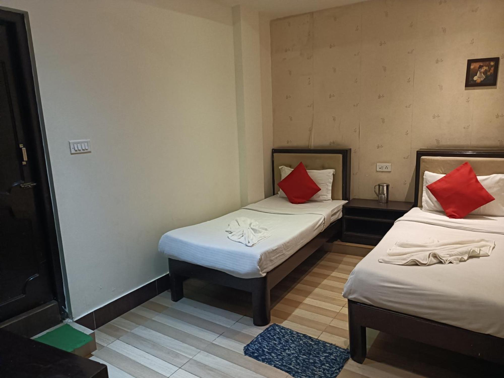 Hotel Serene Шиллонг Экстерьер фото