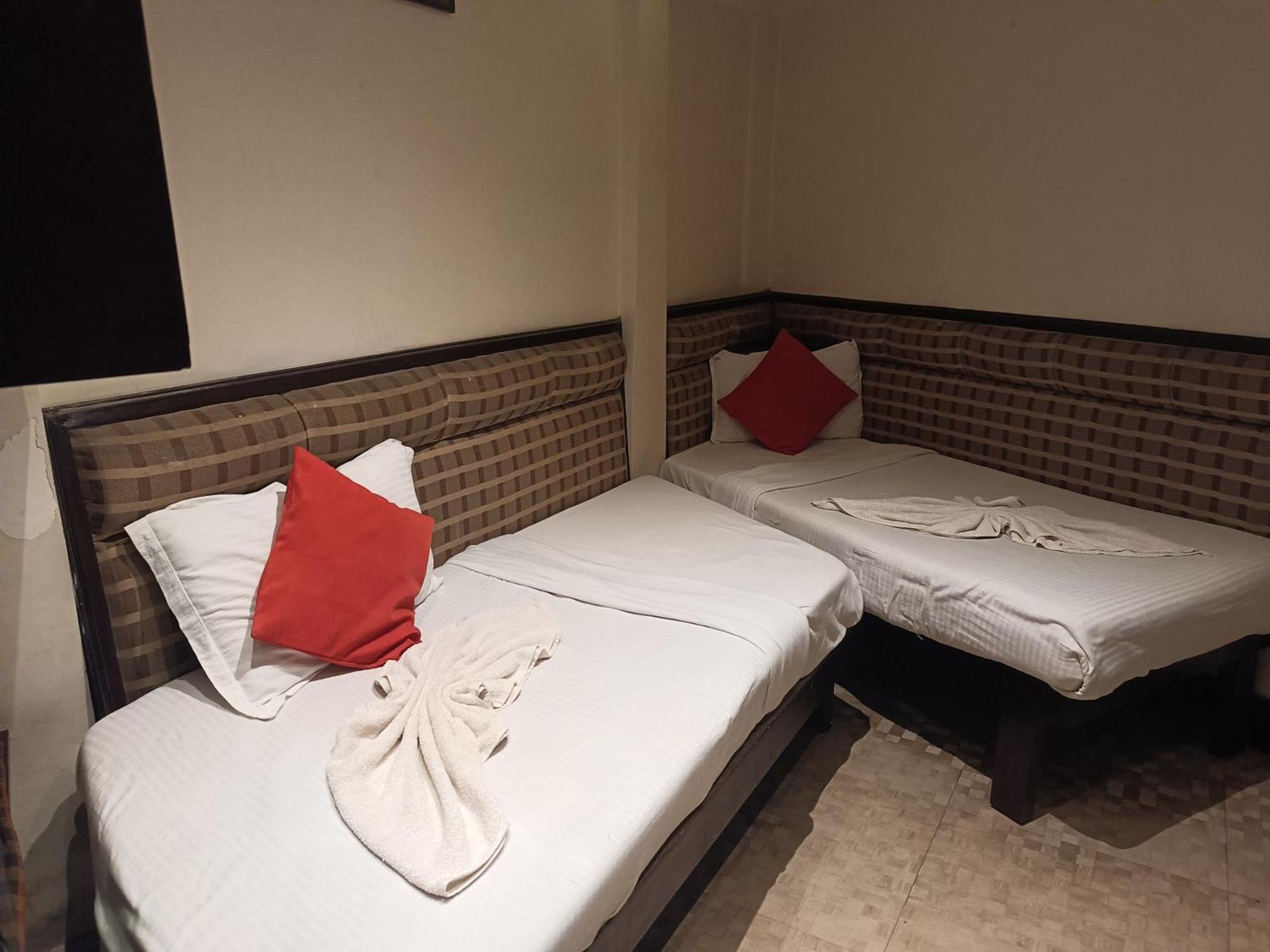 Hotel Serene Шиллонг Экстерьер фото