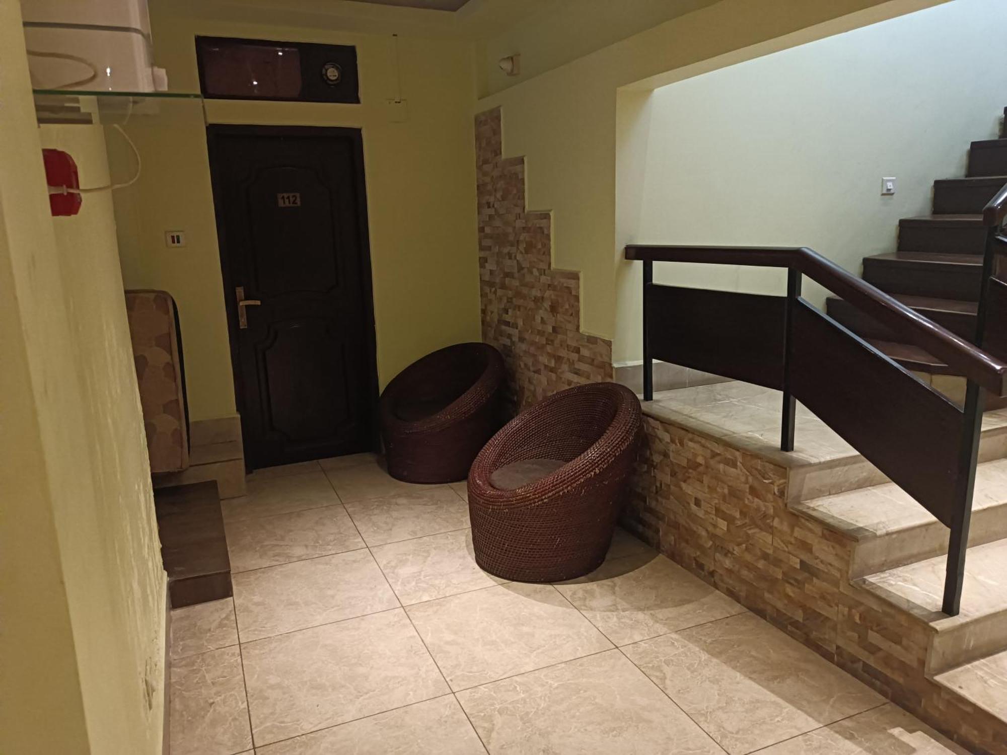 Hotel Serene Шиллонг Экстерьер фото